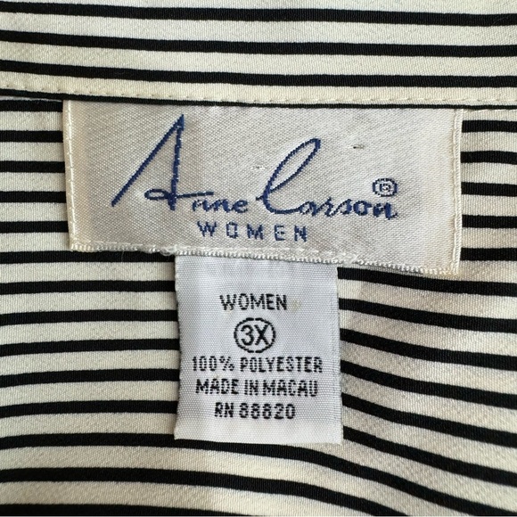 Anne Carson Women’s Striped Button Down Career Blouse - Picture 5 of 6